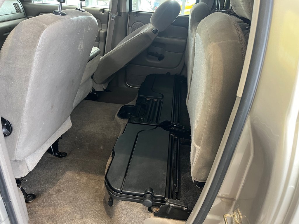 Dodge Ram 1500 SLT 2005 à Amos, Québec - 7 - w1024h768px