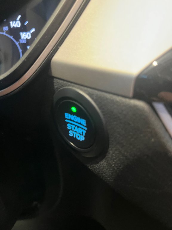 2020 Ford Escape SE in Amos, Quebec - 16 - w1024h768px