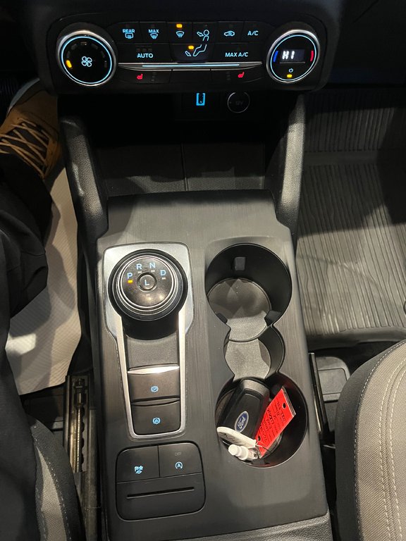 2020 Ford Escape SE in Amos, Quebec - 15 - w1024h768px