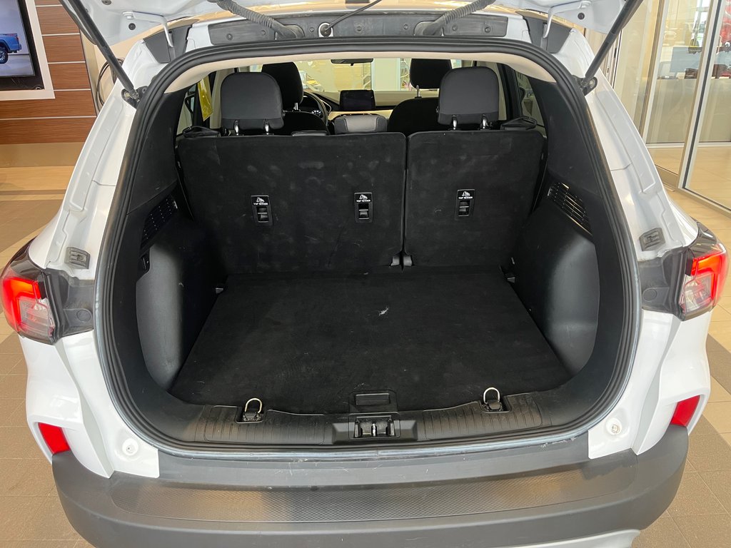 2020 Ford Escape SE in Amos, Quebec - 8 - w1024h768px