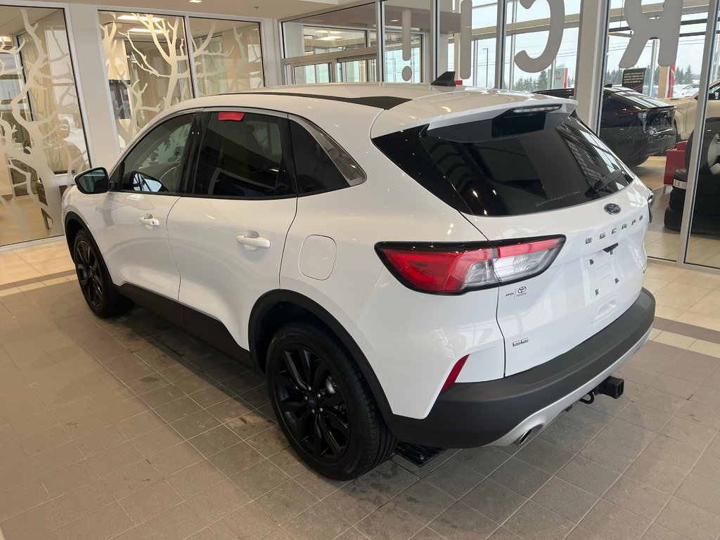 2020 Ford Escape SE in Amos, Quebec - 4 - w1024h768px