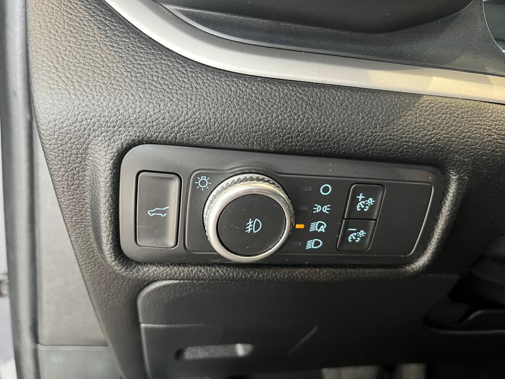 Ford Explorer XLT 2021 à Amos, Québec - 13 - w1024h768px