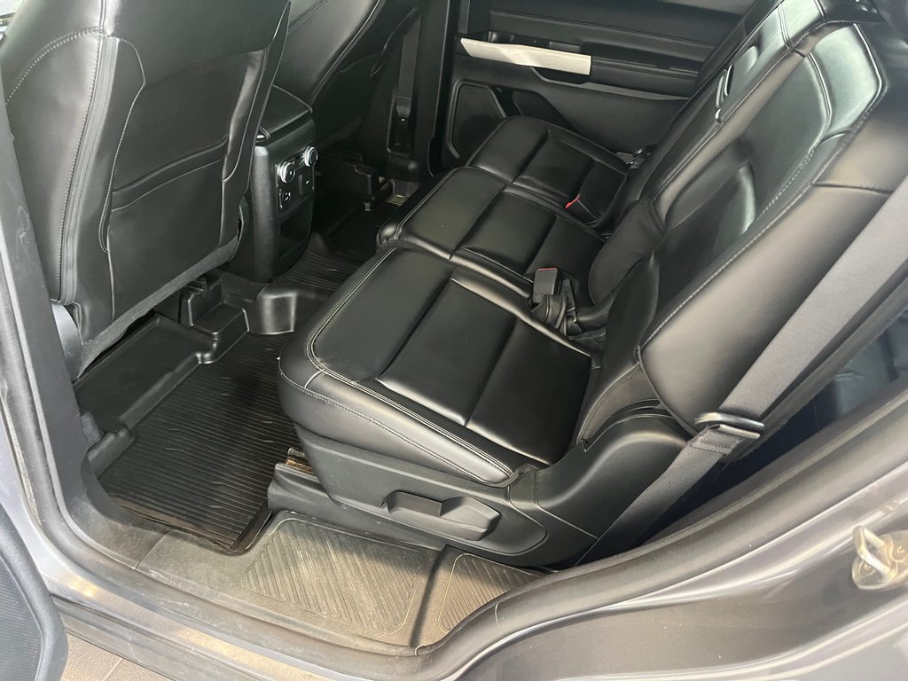 Ford Explorer XLT 2021 à Amos, Québec - 9 - w1024h768px