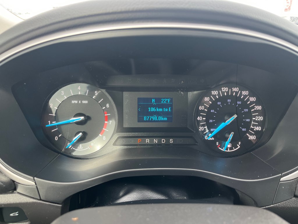 2016 Ford Fusion S in Amos, Quebec - 10 - w1024h768px