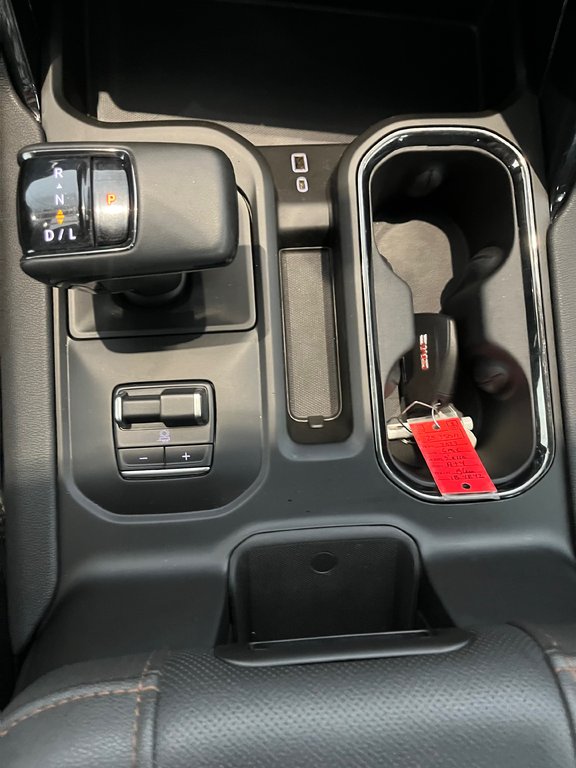 GMC Sierra 1500 AT4 2023 à Amos, Québec - 23 - w1024h768px