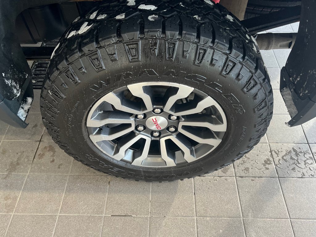 GMC Sierra 1500 AT4 2023 à Amos, Québec - 11 - w1024h768px