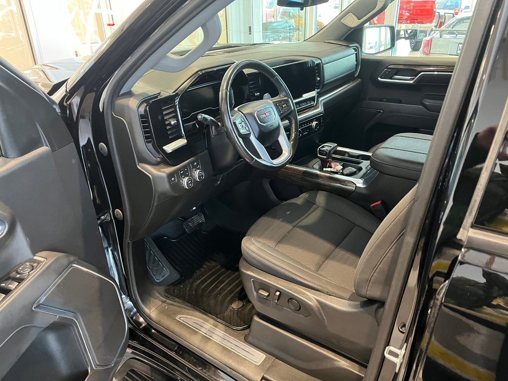 GMC Sierra 1500 Elevation 2023 à Amos, Québec - 10 - w1024h768px