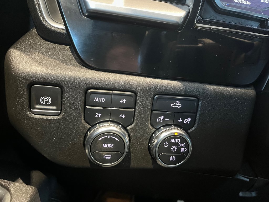 GMC Sierra 1500 Elevation 2023 à Amos, Québec - 13 - w1024h768px