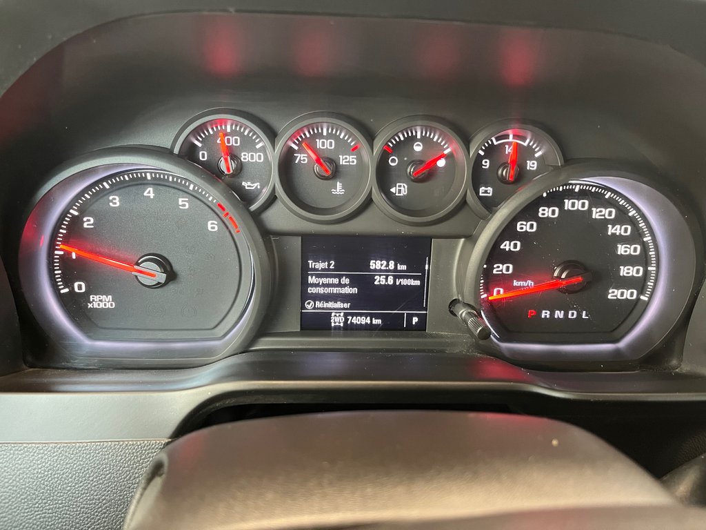 2022 GMC Sierra 2500HD Pro in Amos, Quebec - 16 - w1024h768px
