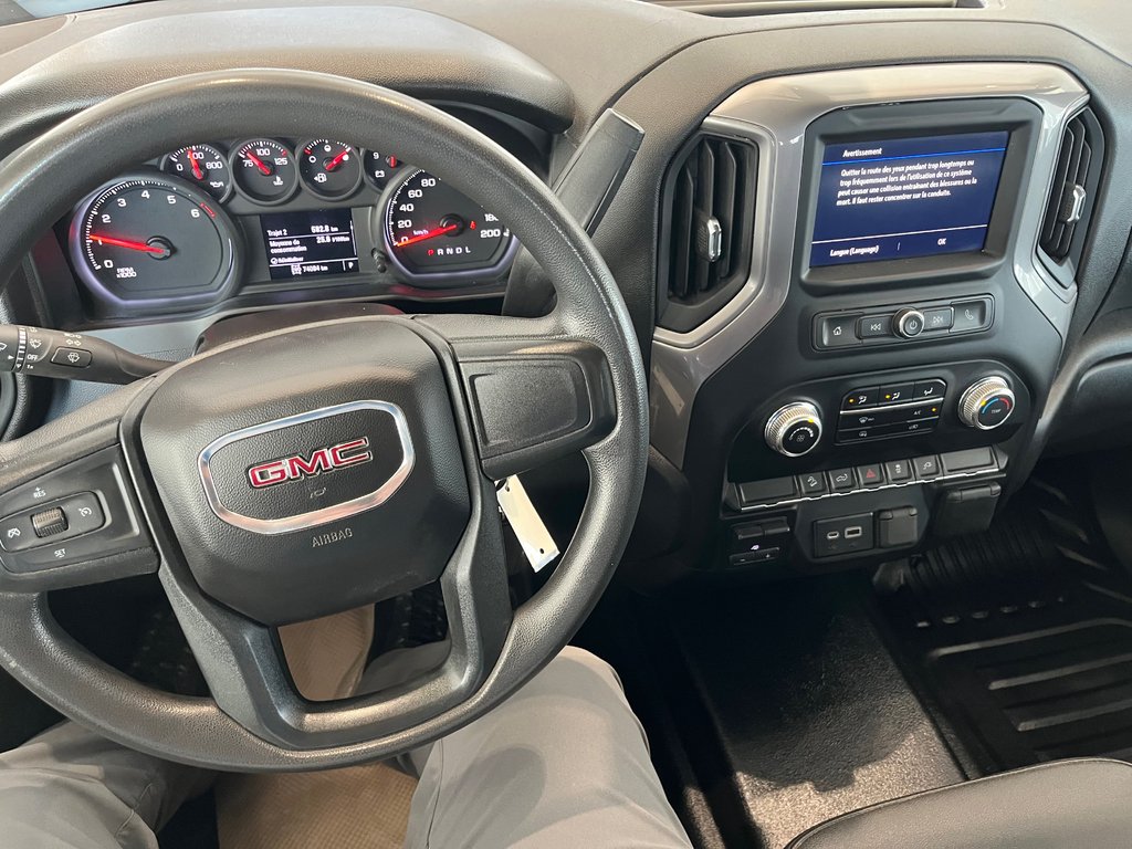 2022 GMC Sierra 2500HD Pro in Amos, Quebec - 15 - w1024h768px