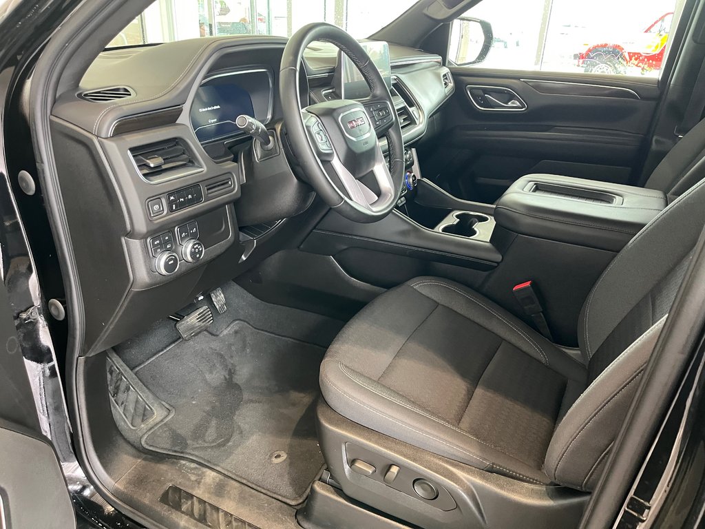 2023 GMC Yukon XL SLE in Amos, Quebec - 15 - w1024h768px