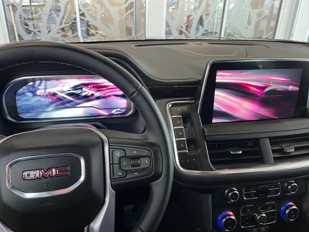 2023 GMC Yukon XL SLE in Amos, Quebec - 18 - w1024h768px