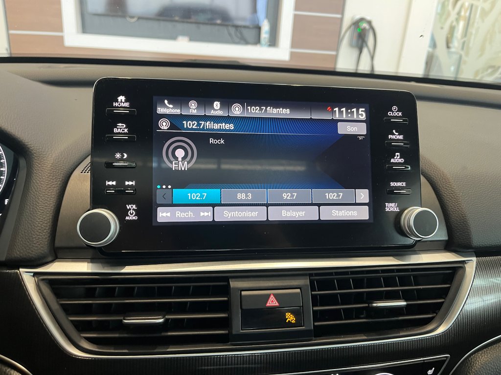 2018 Honda Accord Sedan Sport in Amos, Quebec - 12 - w1024h768px