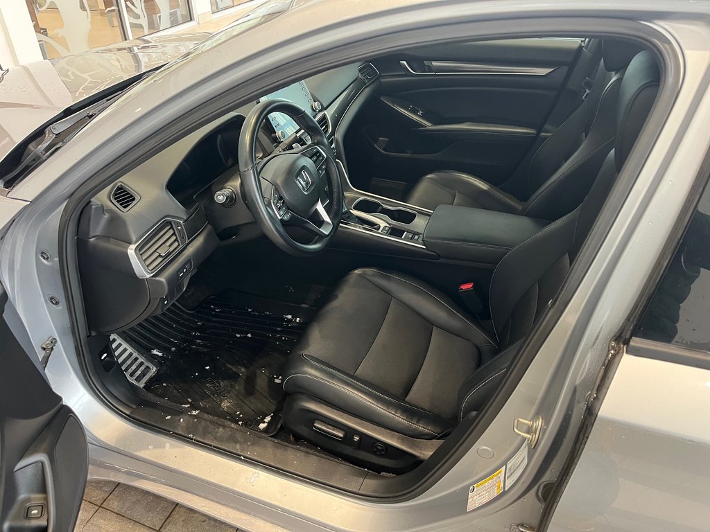 2018 Honda Accord Sedan Sport in Amos, Quebec - 7 - w1024h768px