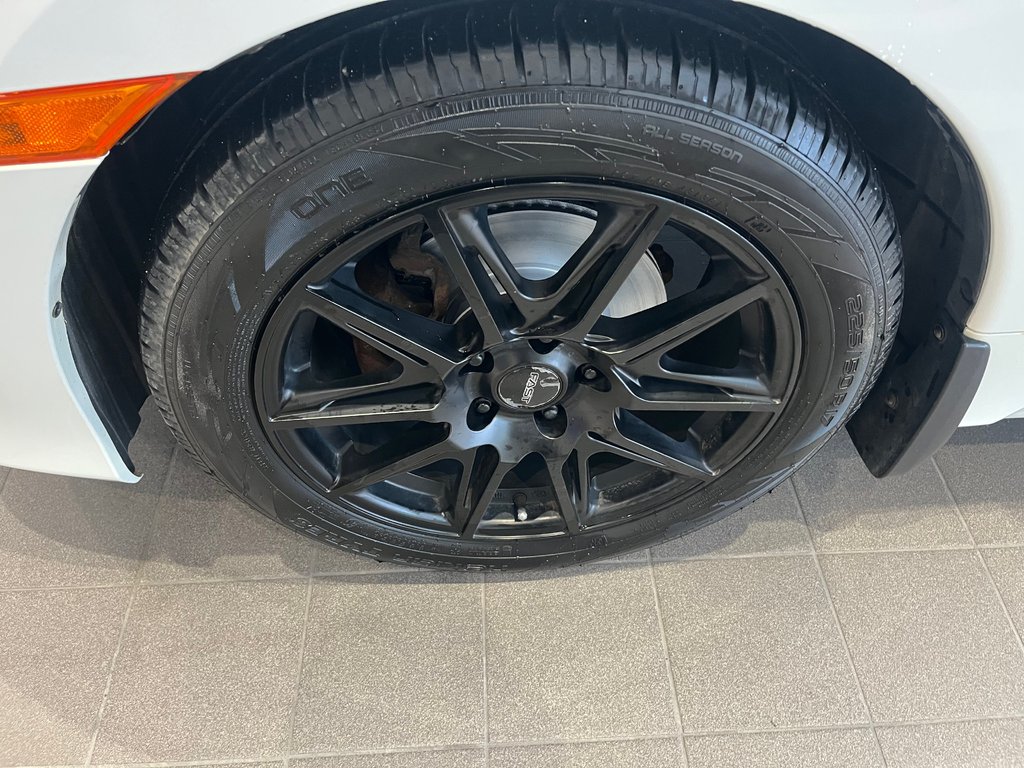 2017 Honda Civic Sedan LX in Amos, Quebec - 9 - w1024h768px