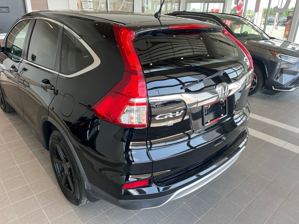 Honda CR-V SE 2016 à Amos, Québec - 4 - w1024h768px