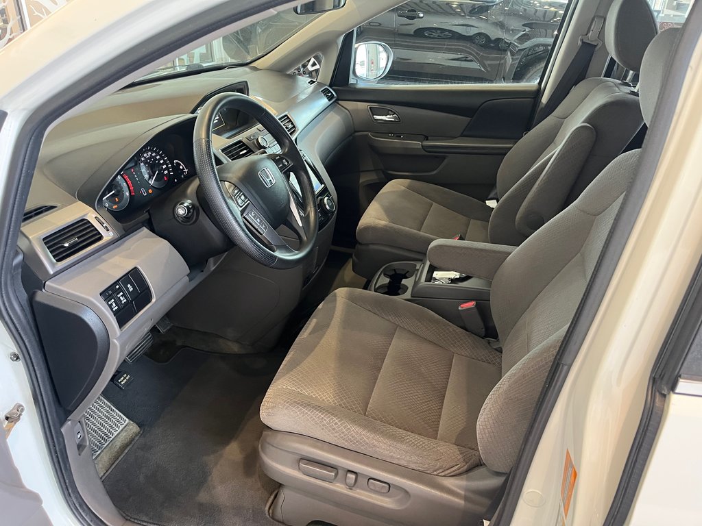 Honda Odyssey EX 2017 à Amos, Québec - 9 - w1024h768px