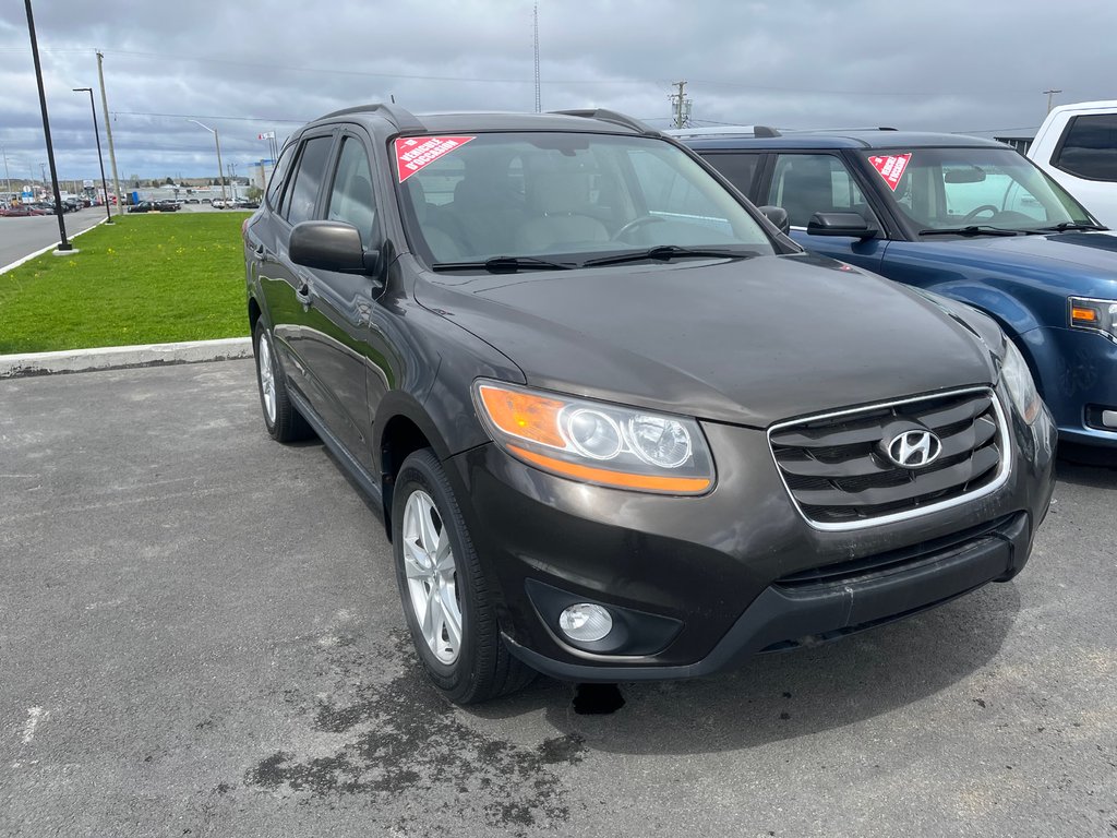 2011 Hyundai Santa Fe Limited w/Navi in Amos, Quebec - 2 - w1024h768px