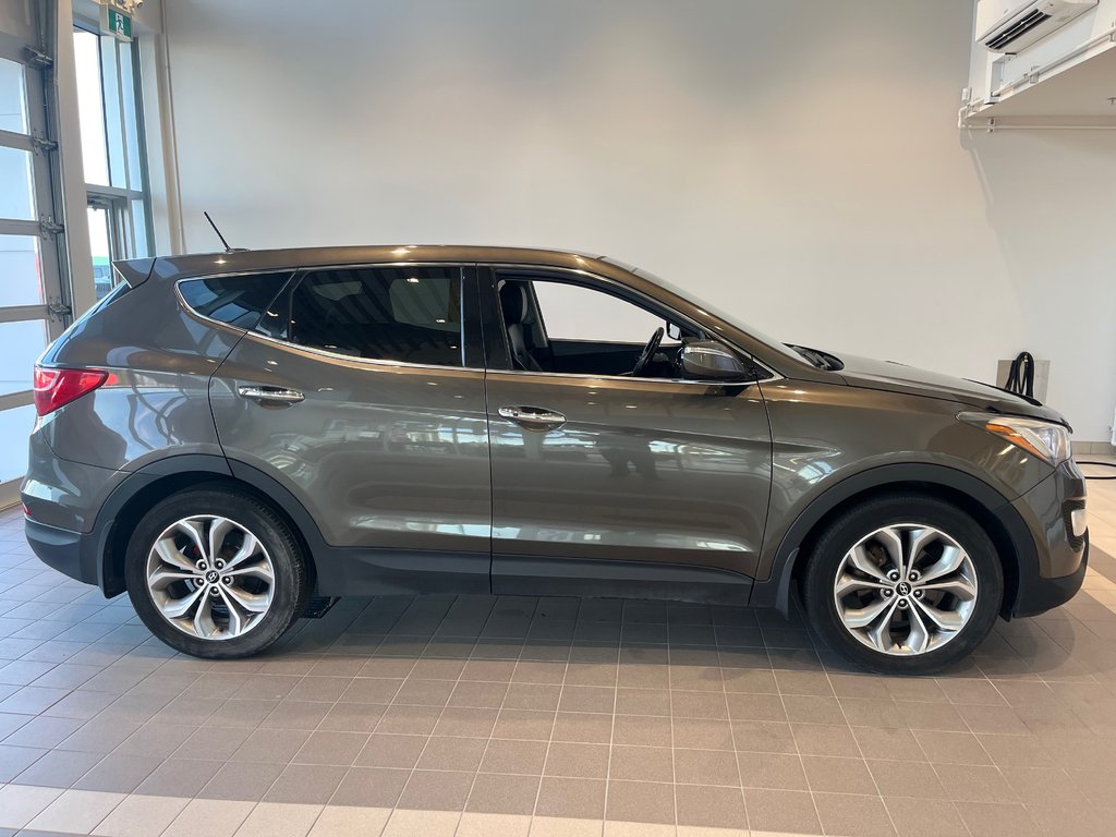 Hyundai Santa Fe Limited 2013 à Amos, Québec - 2 - w1024h768px