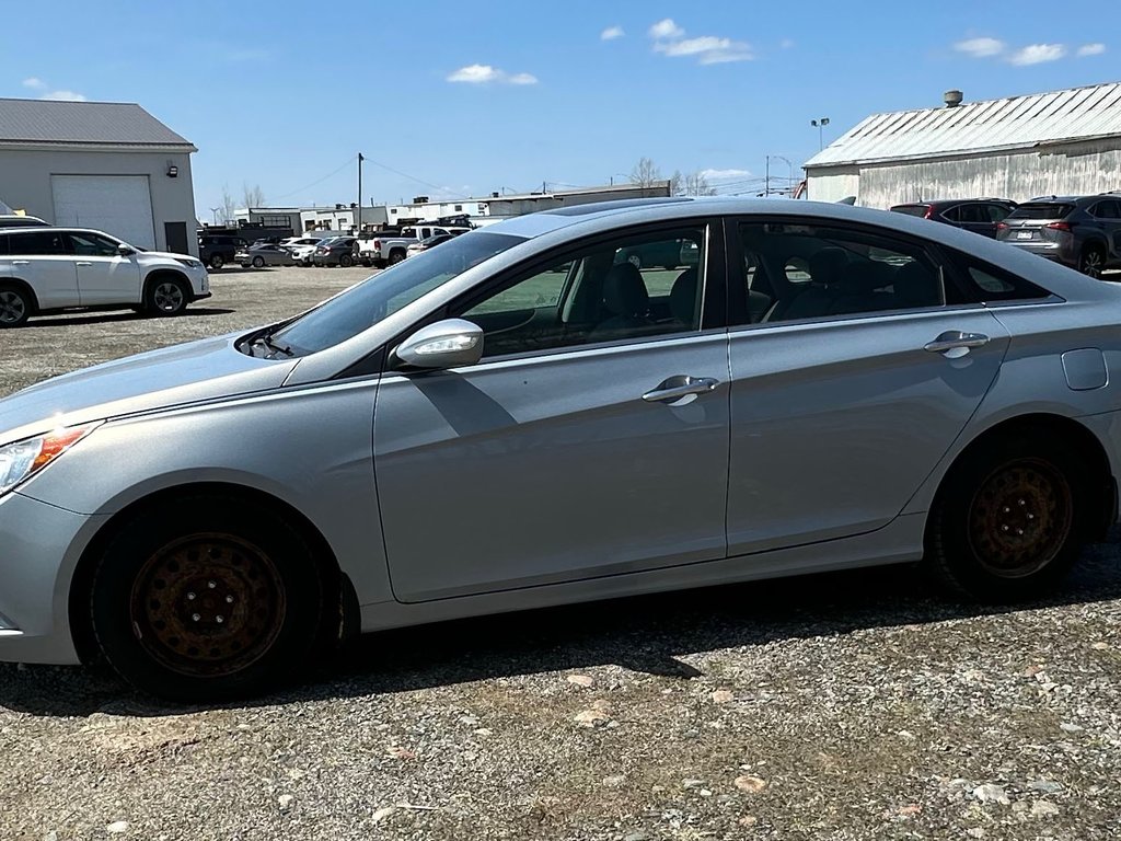2011  Sonata * VERSION Limited * in Amos, Quebec - 5 - w1024h768px