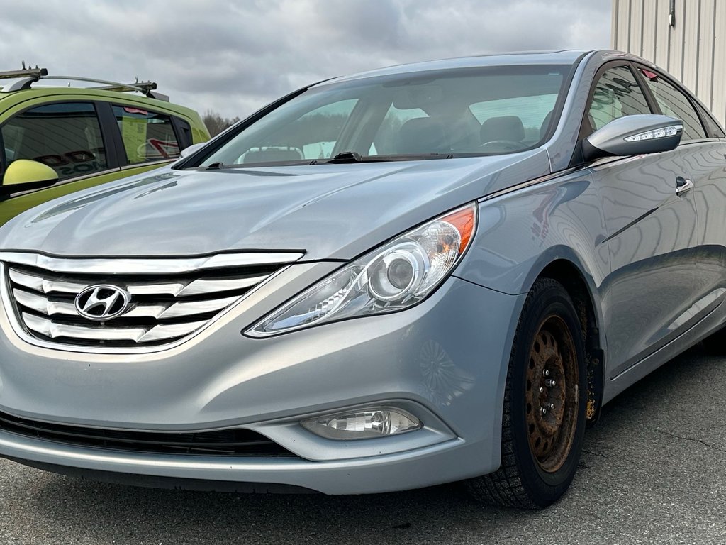 2011  Sonata * VERSION Limited * in Amos, Quebec - 1 - w1024h768px