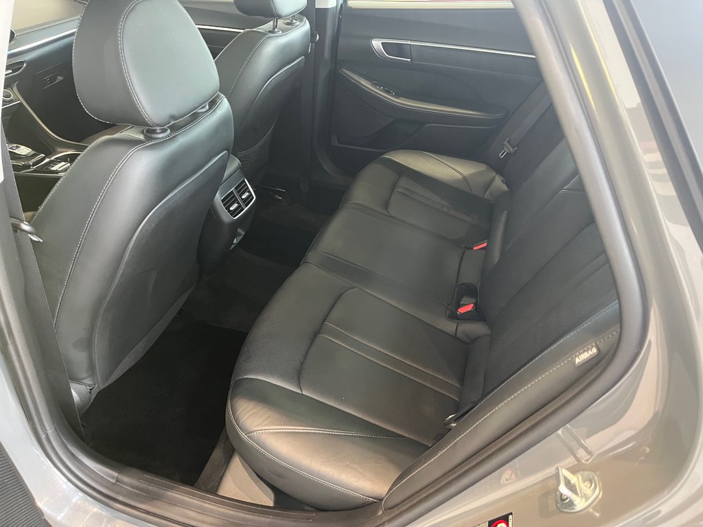 2021 Hyundai Sonata Ultimate in Amos, Quebec - 7 - w1024h768px