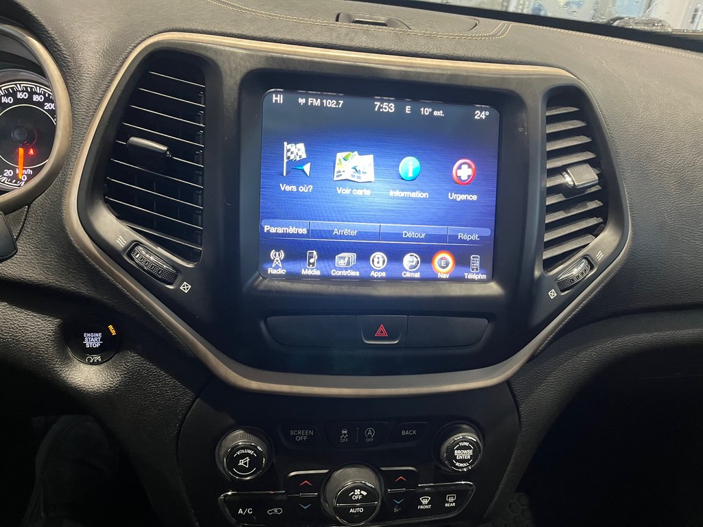 Jeep Cherokee North 2016 à Amos, Québec - 18 - w1024h768px