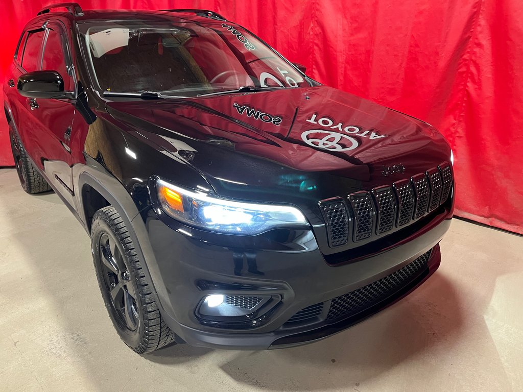 Cherokee Altitude 2022 à Amos, Québec - 2 - w1024h768px