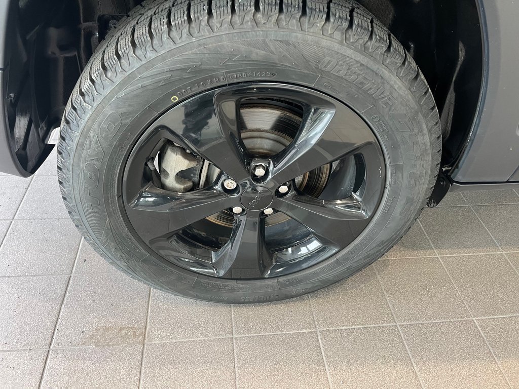 Jeep Cherokee Altitude 2022 à Amos, Québec - 12 - w1024h768px