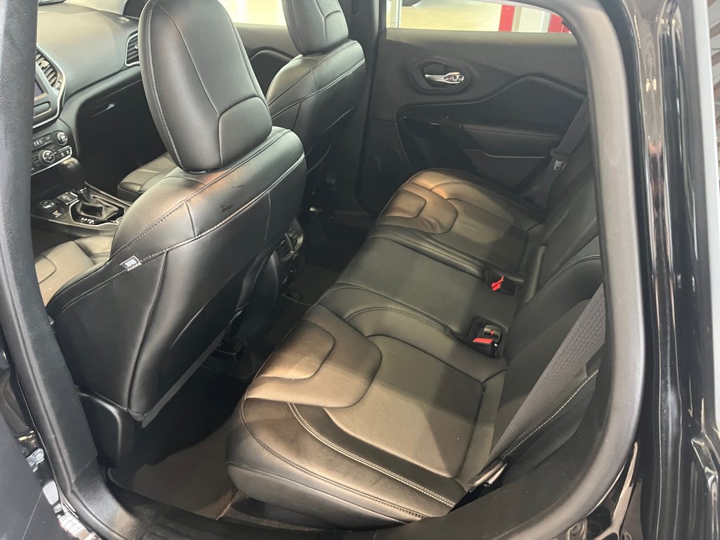 Jeep Cherokee Altitude 2022 à Amos, Québec - 13 - w1024h768px