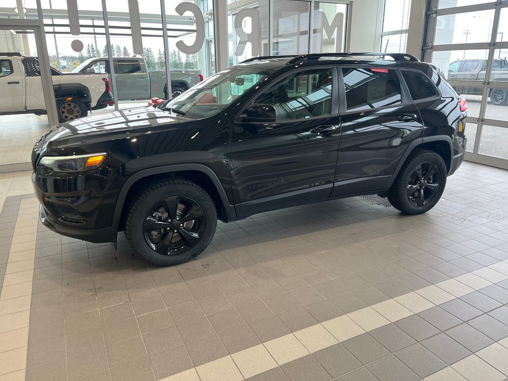 Jeep Cherokee Altitude 2022 à Amos, Québec - 5 - w1024h768px