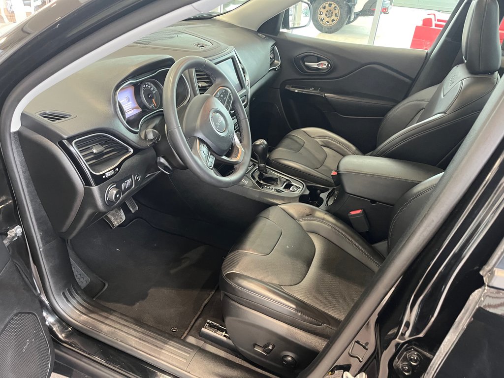 Jeep Cherokee Altitude 2022 à Amos, Québec - 15 - w1024h768px