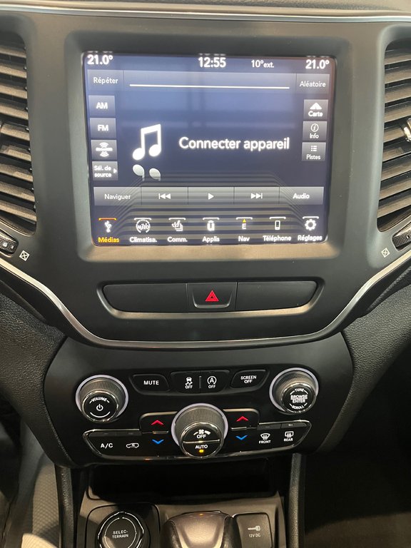 Jeep Cherokee Altitude 2022 à Amos, Québec - 24 - w1024h768px