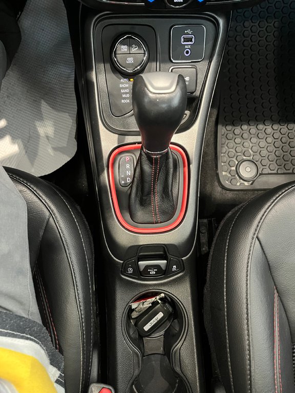 Jeep Compass Trailhawk 2018 à Amos, Québec - 12 - w1024h768px