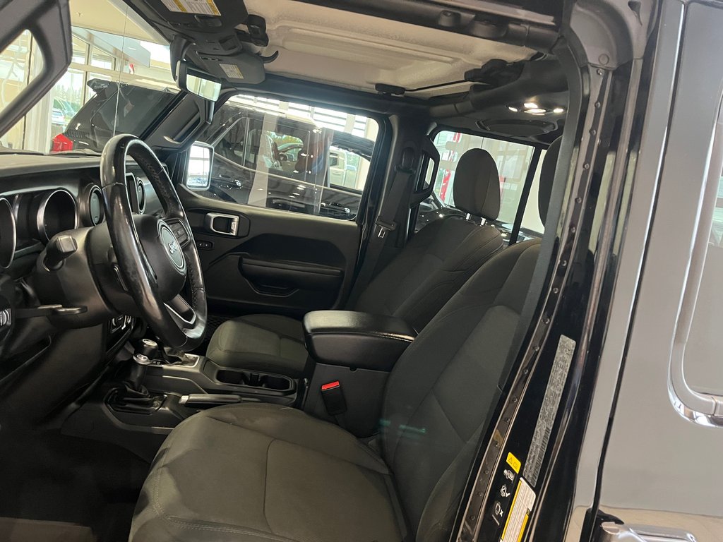 Jeep Gladiator Willys 2022 à Amos, Québec - 12 - w1024h768px