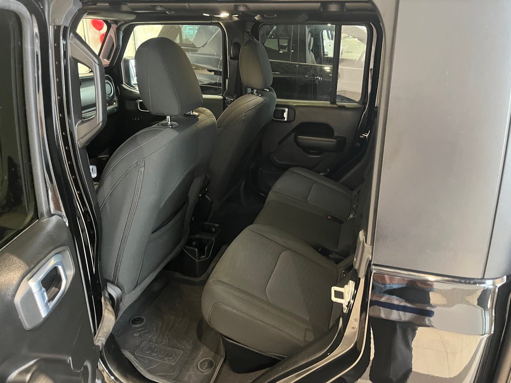 Jeep Gladiator Willys 2022 à Amos, Québec - 10 - w1024h768px
