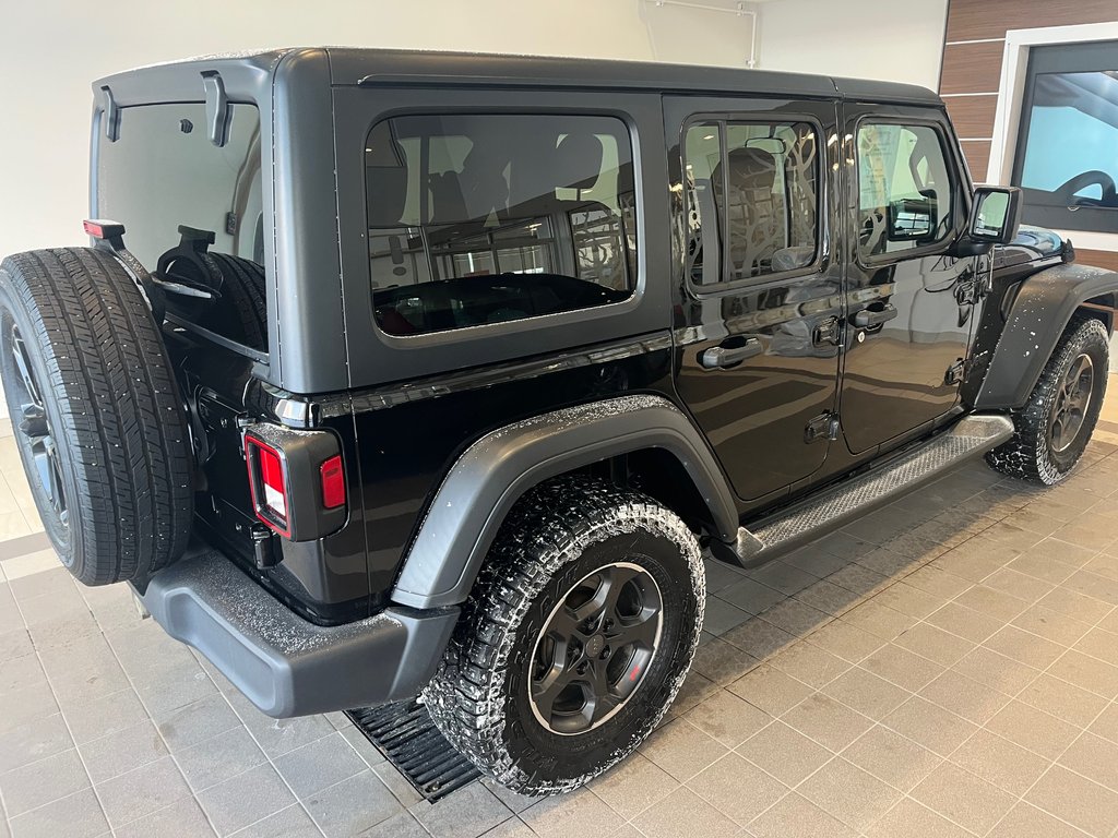 2019 Jeep Wrangler Unlimited Sport in Amos, Quebec - 2 - w1024h768px