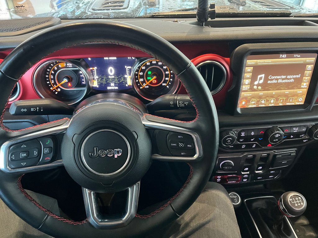 2023 Jeep Wrangler Rubicon in Amos, Quebec - 14 - w1024h768px
