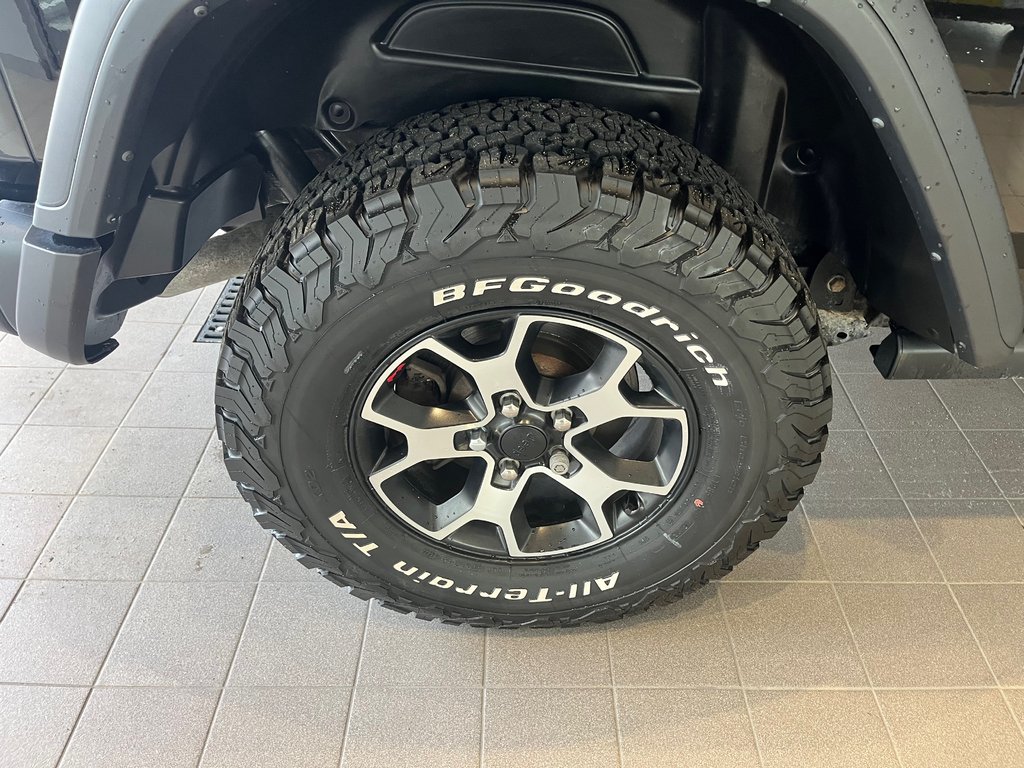 2023 Jeep Wrangler Rubicon in Amos, Quebec - 8 - w1024h768px