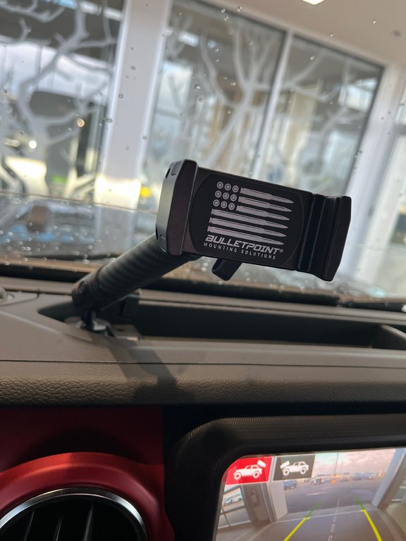 2023 Jeep Wrangler Rubicon in Amos, Quebec - 18 - w1024h768px