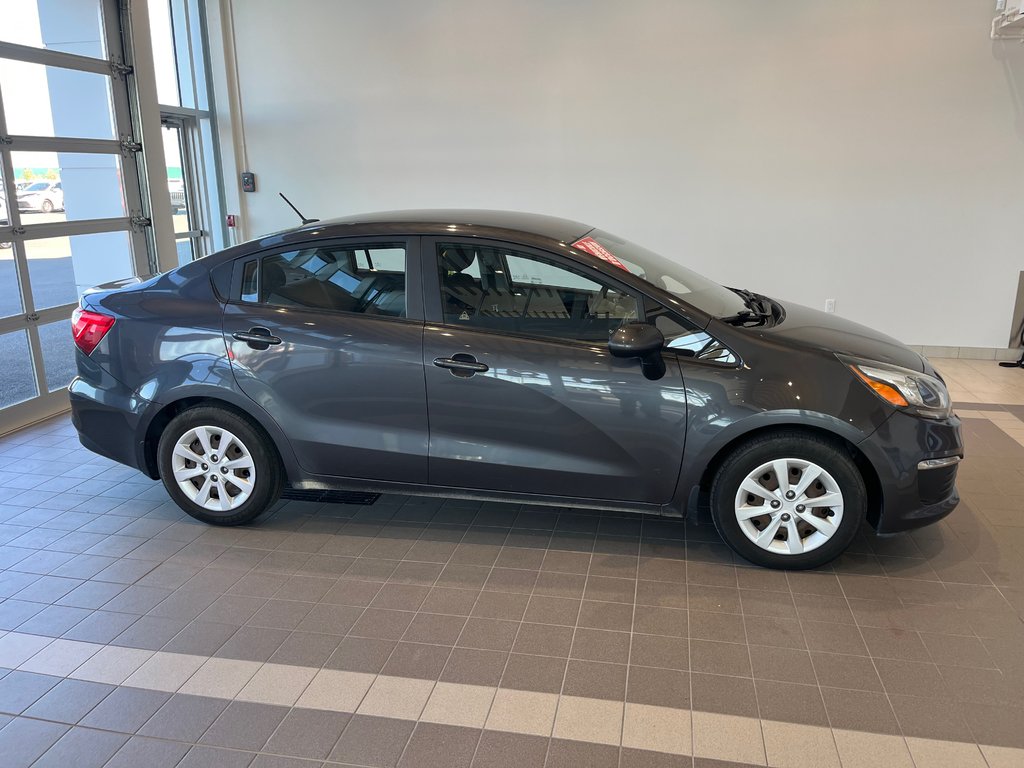 2016 Kia Rio LX in Amos, Quebec - 2 - w1024h768px
