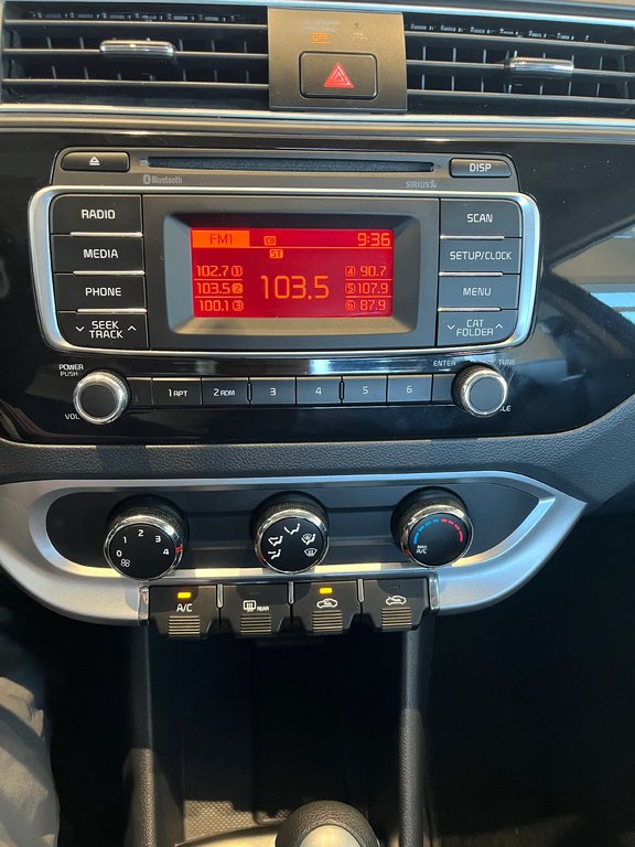 2016 Kia Rio LX in Amos, Quebec - 10 - w1024h768px
