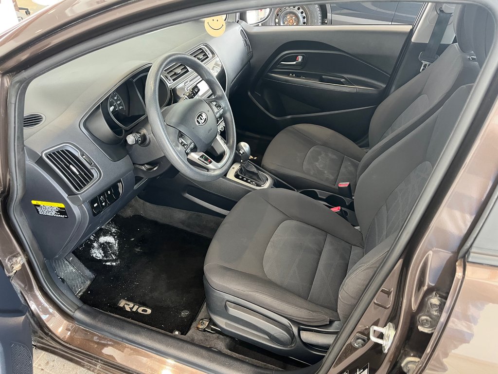 2016 Kia Rio LX in Amos, Quebec - 8 - w1024h768px
