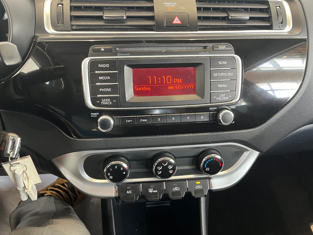 2016 Kia Rio LX in Amos, Quebec - 12 - w1024h768px