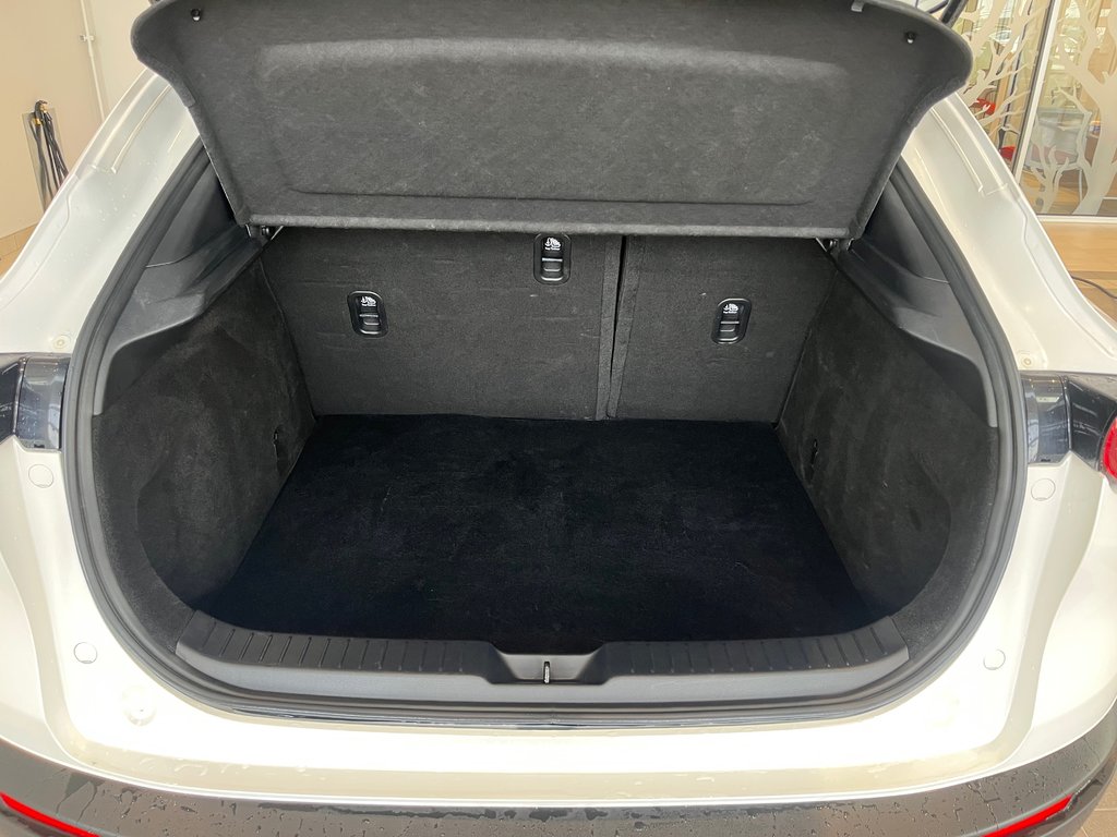 Mazda CX-30 GS 2023 à Amos, Québec - 10 - w1024h768px
