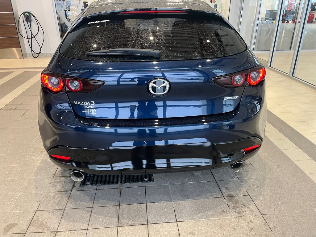 2019 Mazda 3 Sport GS in Amos, Quebec - 7 - w1024h768px