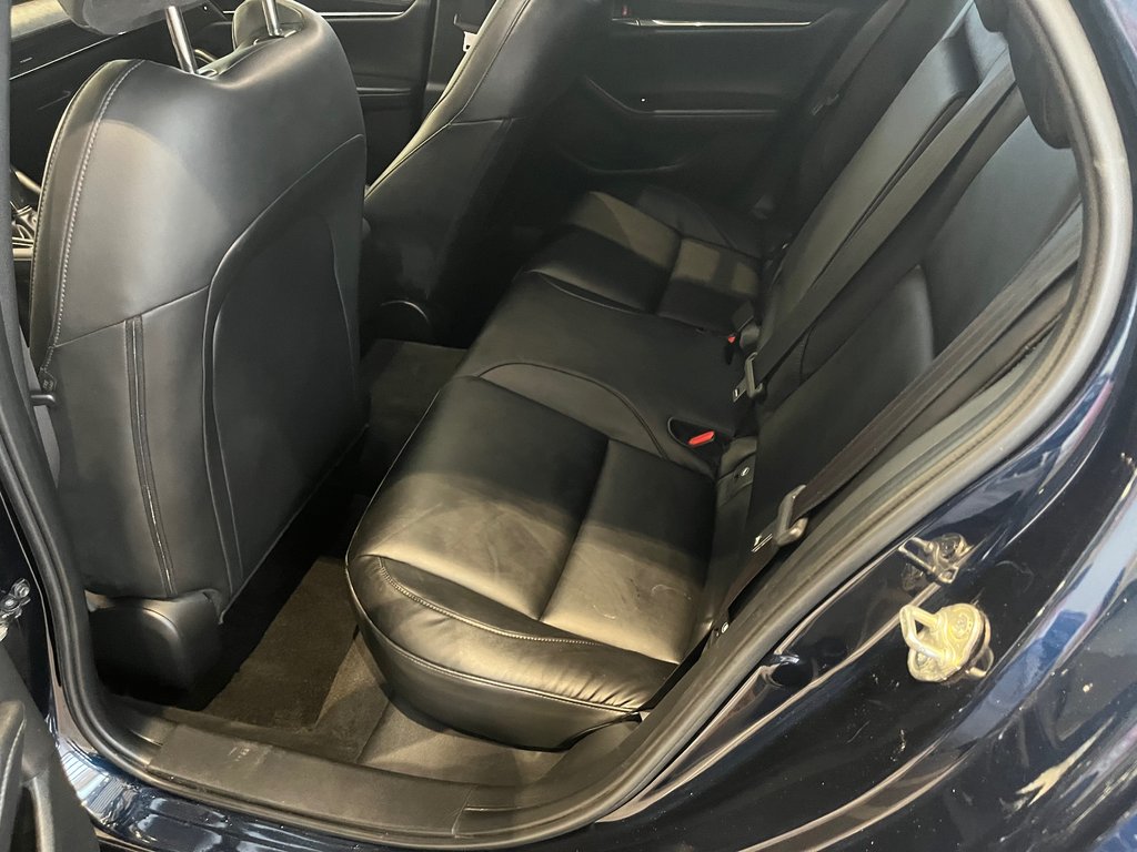 2019 Mazda 3 Sport GS in Amos, Quebec - 10 - w1024h768px