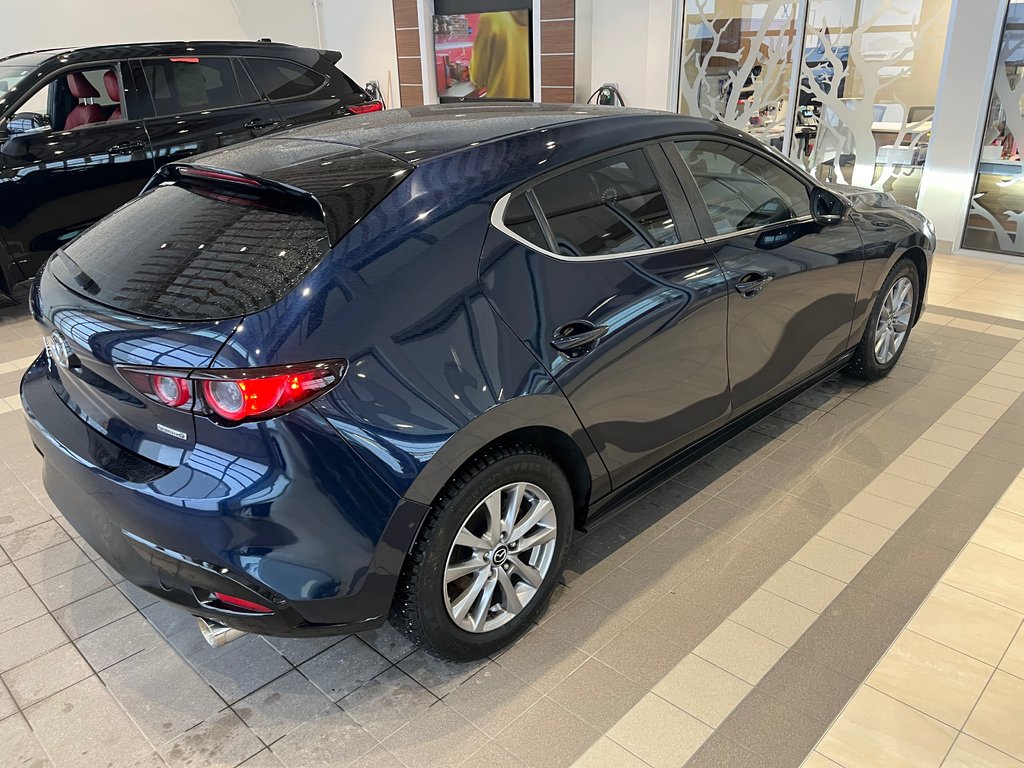 2019 Mazda 3 Sport GS in Amos, Quebec - 5 - w1024h768px