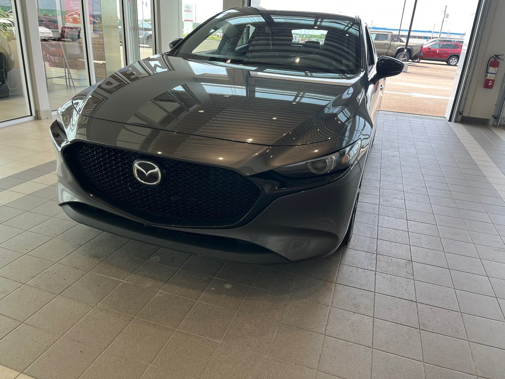 Mazda 3 Sport GT w/Turbo 2021 à Amos, Québec - 8 - w1024h768px