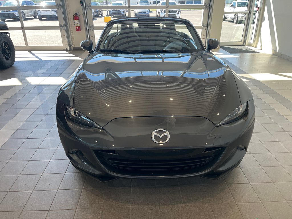 2018 Mazda MX-5 GT in Amos, Quebec - 2 - w1024h768px